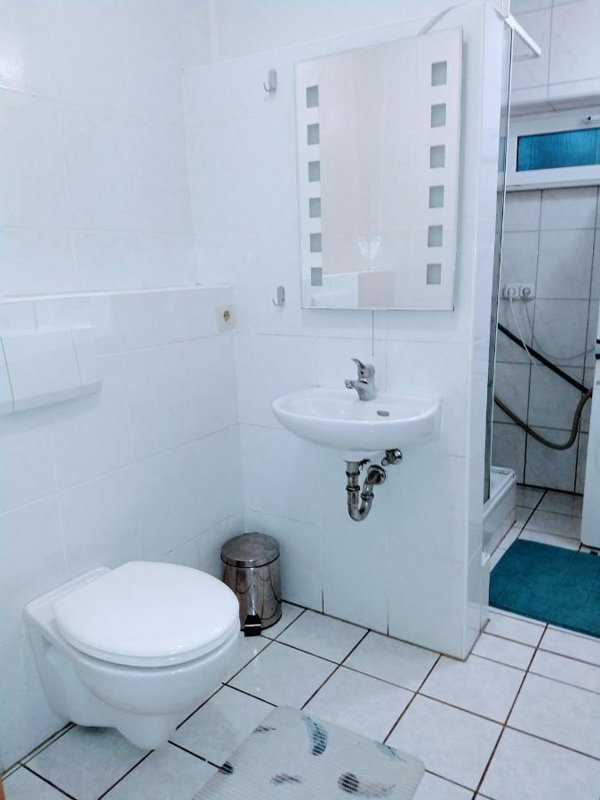 Julia'S Monteur Oase - Premium Apartment Exklusiv Fuer Solo-Reisende Ennepetal Luaran gambar